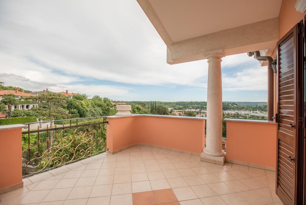 Apartments Leonarda Portoroz Exterior photo