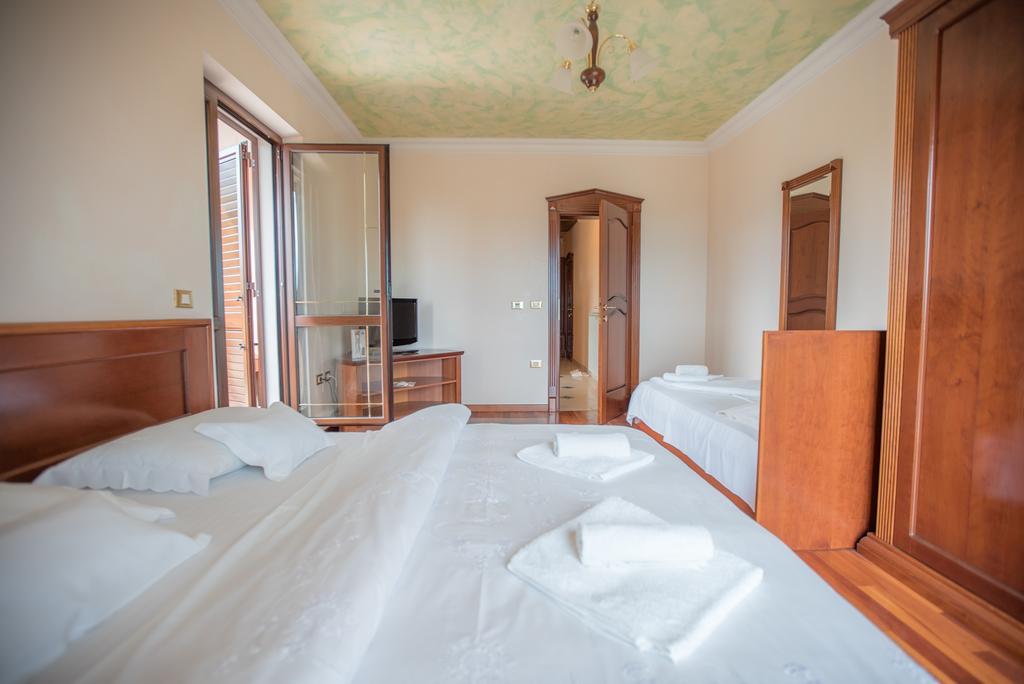 Apartments Leonarda Portoroz Exterior photo