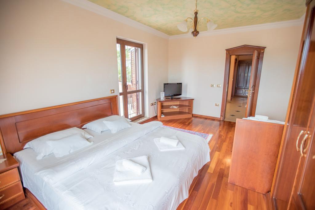 Apartments Leonarda Portoroz Exterior photo